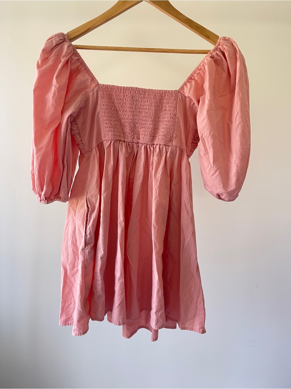 Abercrombie & Fitch Coral Pink Smocked Dress - Picture 4 of 5